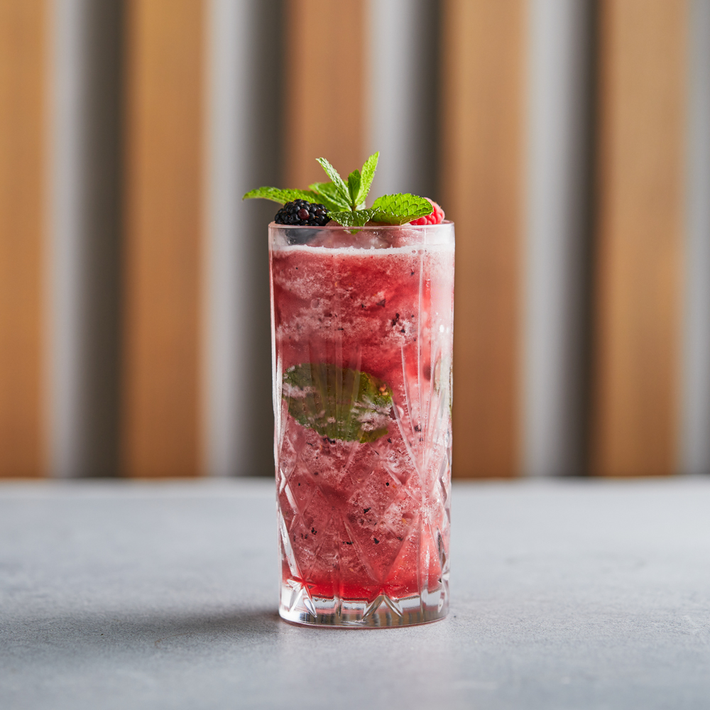 Berries Mojito
