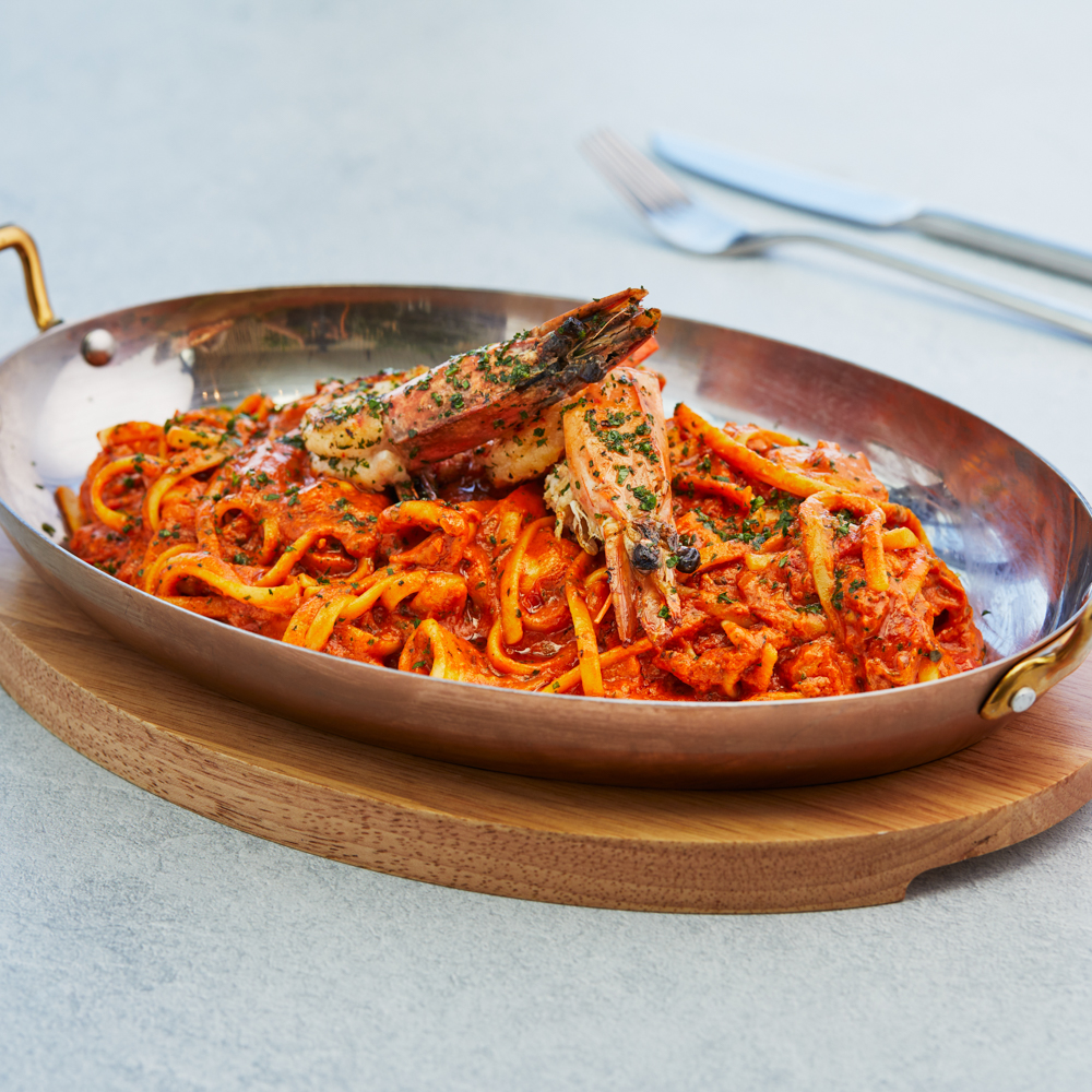 Seafood linguine